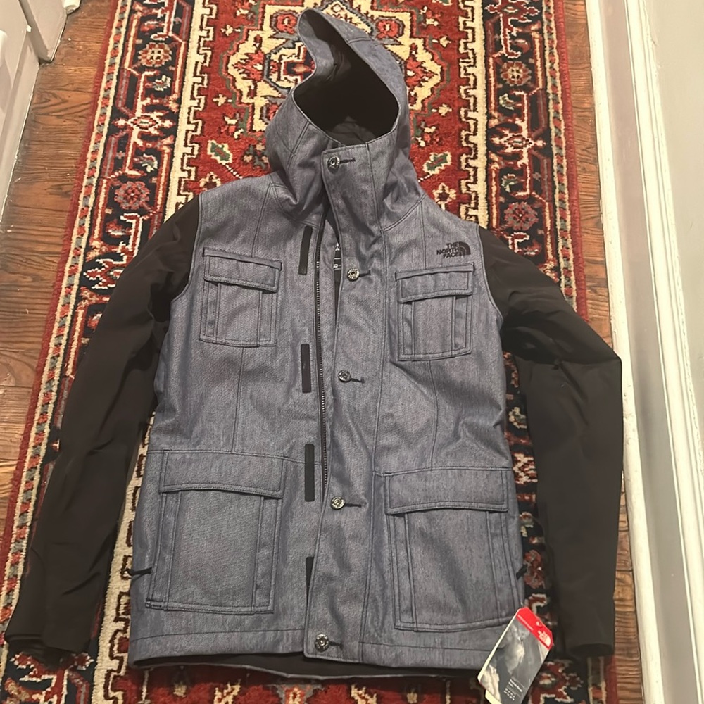 NWT northface snowboard/ski jacket